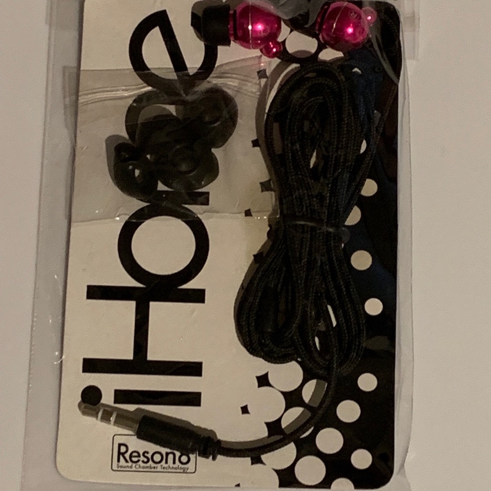 Brand New iHome Earbuds